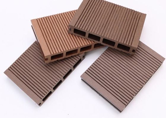 Interlock Decking 3D Embossing WPC Composite Decking Tiles พื้นพลาสติก