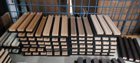 แผ่นเสียงที่ติดกันเองจากพอลิเอสเตอร์ ไฟเบอร์ขนาด 2400 มม สําหรับโรงภาพยนตร์ที่บ้าน