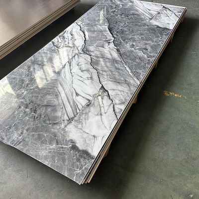 ไม้กางเขนกางเขน ผนังแผ่นผนัง UV ผิวเคลือบ WPC โบดโลหะ