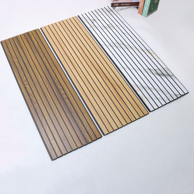 แผงผนัง PVC ลูกฟูกกันน้ำ แผ่น PVC แผ่นปิดผนัง PVC สำหรับห้องนั่งเล่น ห้องนอน ใช้ในเชิงพาณิชย์ แผงผนัง PVC