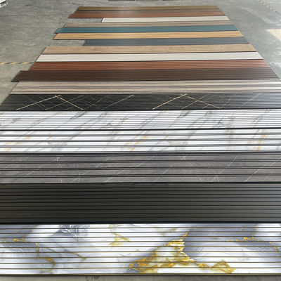 ง่ายติดตั้ง PVC พานิลเพดานสําหรับกําแพง ง่ายผนังบอร์ด การแก้ไข ประหยัดเวลาและแรงงาน ราคาการติดตั้งต่ํา