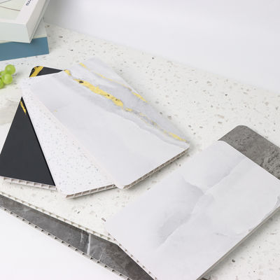 แผงผนังห้องอาบน้ำ PVC กันน้ำ เป็นมิตรต่อสิ่งแวดล้อม ทำความสะอาดง่าย