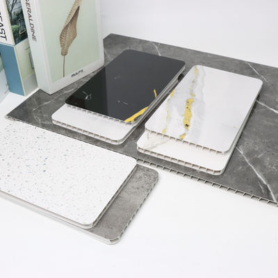 พื้นผิวที่มีเนื้อเยื่อ พีวีซี ห้องน้ํา แผ่นผนัง แอนติสลิป ทนต่อรอยขีดข่วน