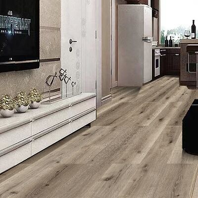 พื้น SPC ฟอร์มาลดีไฮด์ E0 ทำจากวัสดุหินปูน โซลูชันพื้นผิวที่ทนทานเป็นพิเศษสำหรับการใช้งานเชิงพาณิชย์และที่พักอาศัย