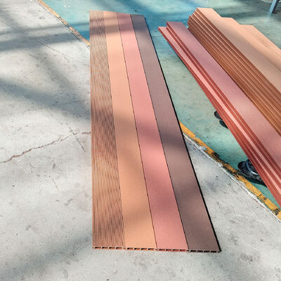 ระบบแผ่นผนัง WPC สําหรับภายนอก สารประกอบพลาสติกไม้กันน้ําสําหรับผนังภายนอก