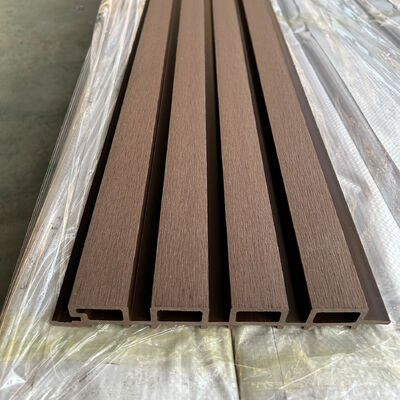 พานผนัง WPC ด้านนอกที่มีคุณภาพสูง ผนังผนังผนังผนังผนังผนังผนังผสมพลาสติกไม้กันน้ําภายนอก สําหรับตกแต่งอาคาร