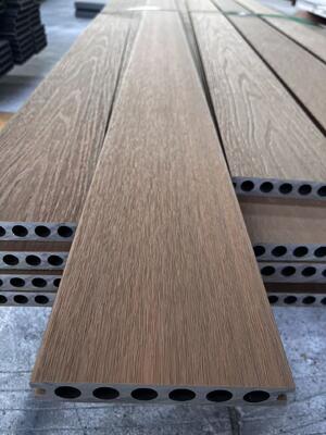 WPC Antigrietas Para Piscina Y Suelo พื้นพลาสติกกันน้ำกลางแจ้งกลางแจ้ง