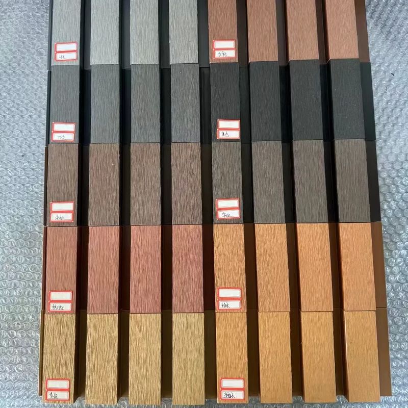 เนื้อผงไม้ธรรมชาติ เนื้อผงผนัง Wpc ภายนอก ไม้กุหลาบ แมปเปิล สีแดง สีน้ําตาล