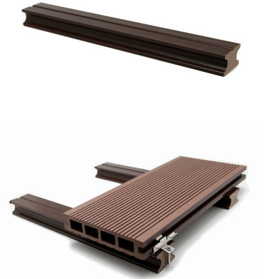 กันน้ำกันลื่นกลางแจ้ง WPC Decking พื้นไม้โอ๊ควิศวกรรม