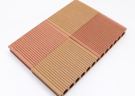 ลายไม้กลางแจ้ง WPC Decking 3D พื้นไม้พลาสติกคอมโพสิตลายนูน
