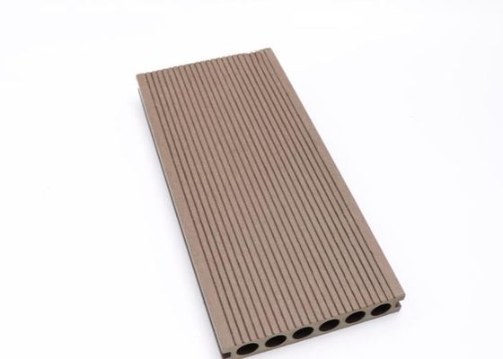 พื้นกลางแจ้งเป็นมิตรกับสิ่งแวดล้อม WPC Wood Decking Anti Rotten