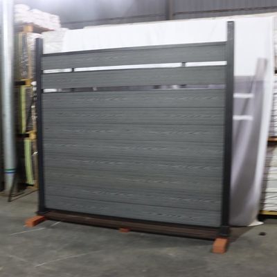 Garden Co Extrusion Wpc Fence Panel ไม้พลาสติกคอมโพสิตกันเชื้อรา