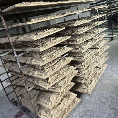 สีเทาเข้ม PU Polyurethane Faux Mushroom Stone Wall Panel น้ำหนักเบา