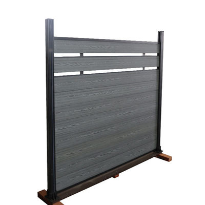 ติดตั้งง่าย Wpc Fence Panels 1.8m * 1.8m Co Extrusion Boards