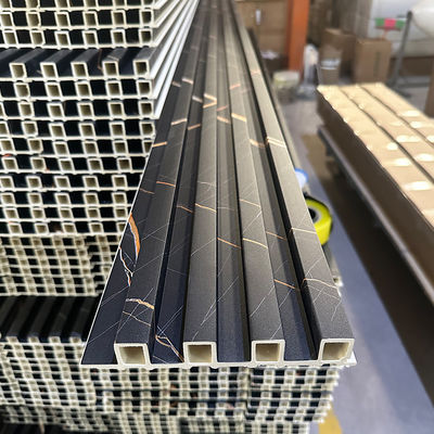 ไม้พลาสติกประกอบคลุม กระดาษผนัง Fluted กระดาษผนังภายใน WPC