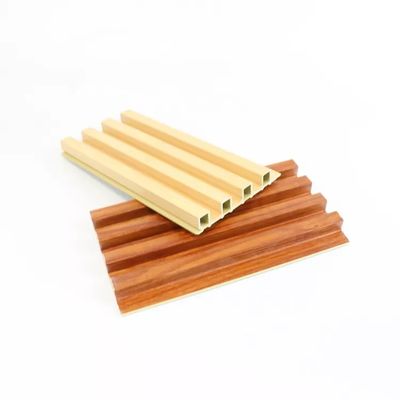 กันน้ํา ภายใน WPC แผ่นผนังสําหรับตกแต่งผนังภายใน การติดตั้งและบํารุงรักษาง่าย ฟรี