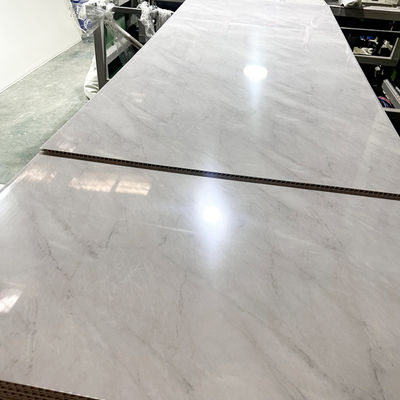 แผ่นผนังอาบน้ําพลาสติกทนทานนาน สําหรับการปรับปรุงห้องน้ํา